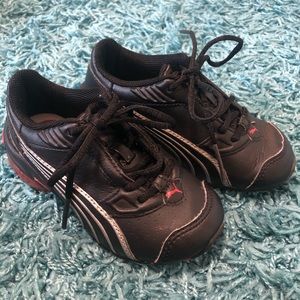 Puma Black, Silver and Red toddler size 7 Sneakers.